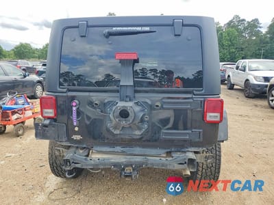 Zdjęcie 6 z 12 samochodu: 2017 JEEP WRANGLER UNLIMITED SAHARA VIN:1C4BJWEG8HL600306 - miniatura