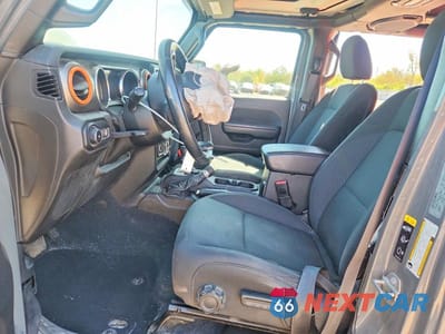 Zdjęcie 7 z 12 samochodu: 2020 JEEP WRANGLER UNLIMITED SPORT VIN:1C4HJXDG9LW216589 - miniatura