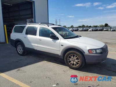 Czwarte zdjęcie samochodu z boku: 2004 VOLVO XC70 VIN:YV1SZ59H941127425 - miniatura