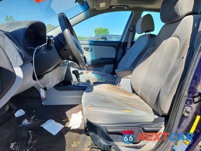 Zdjęcie 7 z 12 samochodu: 2010 HYUNDAI ELANTRA GLS VIN:KMHDU4AD4AU083646 - miniatura