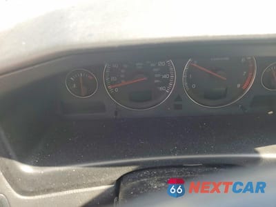 Zdjęcie 9 z 12 samochodu: 2005 VOLVO XC70 VIN:YV1SZ592651197560 - miniatura