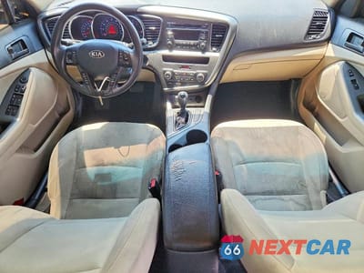 Zdjęcie 8 z 12 samochodu: 2013 KIA OPTIMA LX VIN:5XXGM4A74DG222938 - miniatura
