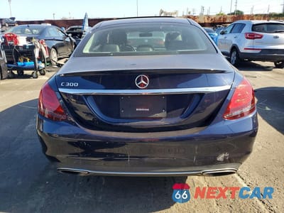Zdjęcie 6 z 13 samochodu: 2019 MERCEDES-BENZ C 300 VIN:55SWF8DB8KU302240 - miniatura