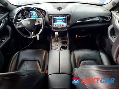 Zdjęcie 8 z 13 samochodu: 2019 MASERATI LEVANTE VIN:ZN661XUA5KX322676 - miniatura