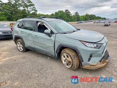 Czwarte zdjęcie samochodu z boku: 2020 TOYOTA RAV4 XLE VIN:2T3W1RFV0LW074775 - miniatura