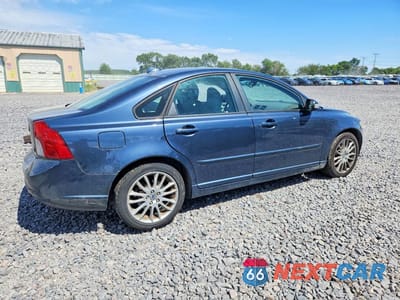 Trzecie zdjęcie samochodu z tyłu: 2010 VOLVO S40 2.4I VIN:YV1382MS0A2498018 - miniatura