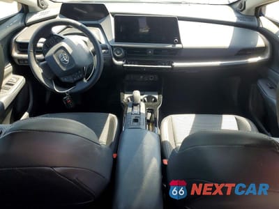 Zdjęcie 8 z 12 samochodu: 2026 TOYOTA PRIUS LIMITED VIN:JTDACAAU1T3067244 - miniatura