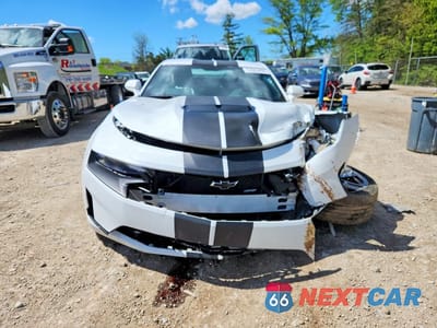 Piąte zdjęcie samochodu w środku: 2020 CHEVROLET CAMARO LZ VIN:1G1FF1R77L0135987 - miniatura