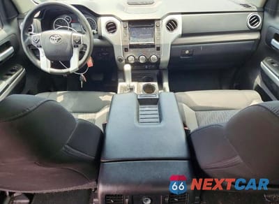 Zdjęcie 8 z 12 samochodu: 2016 TOYOTA TUNDRA SR5 VIN:5TFDW5F10GX555884 - miniatura