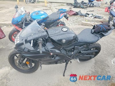 Trzecie zdjęcie samochodu z tyłu: 2025 YAMAHA YZFR7 VIN:JYARM38EXSA018141 - miniatura