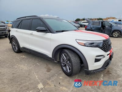 Czwarte zdjęcie samochodu z boku: 2020 FORD EXPLORER ST VIN:1FM5K8GC0LGC28571 - miniatura