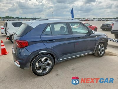 Trzecie zdjęcie samochodu z tyłu: 2021 HYUNDAI VENUE DENIM VIN:KMHRC8A31MU081882 - miniatura