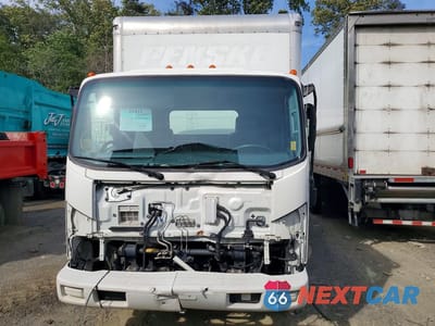 Piąte zdjęcie samochodu w środku: 2021 ISUZU NPR HD BOX TRUCK VIN:54DC4W1D2MS200728 - miniatura
