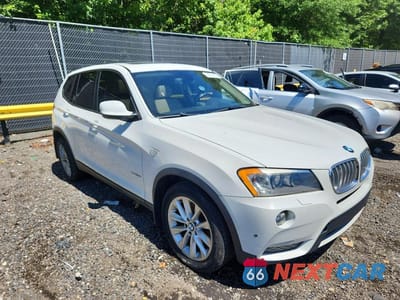 Czwarte zdjęcie samochodu z boku: 2014 BMW X3 XDRIVE28I VIN:5UXWX9C52E0D24514 - miniatura