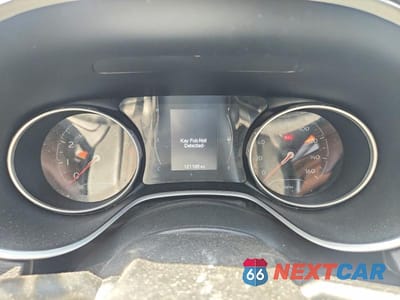 Zdjęcie 9 z 13 samochodu: 2018 JEEP COMPASS LATITUDE VIN:3C4NJCBB2JT368882 - miniatura