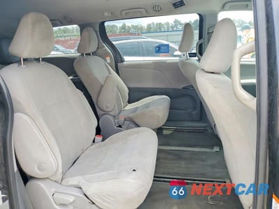 Zdjęcie 11 z 13 samochodu: 2020 TOYOTA SIENNA L VIN:5TDZZ3DCXLS088110 - miniatura
