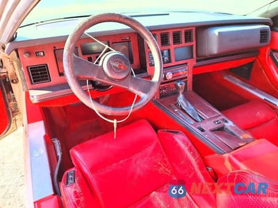 Zdjęcie 8 z 12 samochodu: 1987 CHEV CORVETTE VIN:1G1YY2188H5109583 - miniatura