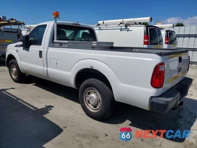 Drugie zdjęcie samochodu z przodu: 2013 FORD F-250 SD * R&D * CLN TITLE * PRI FLEET * VIN:1FTBF2A66DEB81958 - miniatura