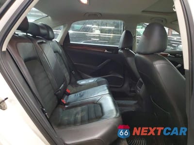 Zdjęcie 10 z 12 samochodu: 2012 VOLKSWAGEN PASSAT SEL VIN:1VWCM7A35CC083850 - miniatura