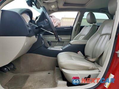 Zdjęcie 7 z 12 samochodu: 2007 CHRYSLER 300C VIN:2C3KA63H27H898184 - miniatura