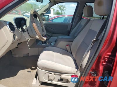 Zdjęcie 7 z 13 samochodu: 2006 FORD EXPLORER XLT VIN:1FMEU73E26UA91439 - miniatura