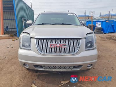 Piąte zdjęcie samochodu w środku: 2008 GMC YUKON XL DENALI VIN:1GKFK66838J209893 - miniatura