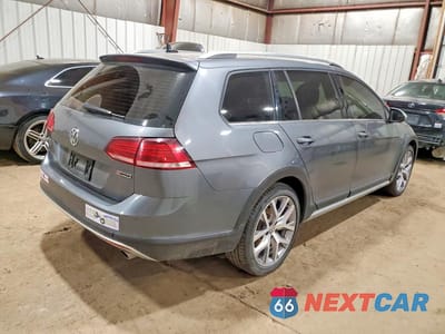Trzecie zdjęcie samochodu z tyłu: 2019 VOLKSWAGEN GOLF ALLTRACK S VIN:3VWM17AUXKM516646 - miniatura