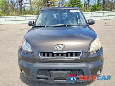 Piąte zdjęcie samochodu w środku: 2010 KIA SOUL + VIN:KNDJT2A20A7094784 - miniatura