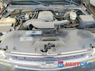 Zdjęcie 12 z 13 samochodu: 2003 CHEV SUBURBAN C1500 VIN:1GNEC16Z13J249440 - miniatura