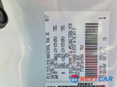 Zdjęcie 12 z 12 samochodu: 2017 TOYOTA TUNDRA SR5 VIN:5TFDW5F10HX659860 - miniatura