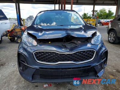 Piąte zdjęcie samochodu w środku: 2020 KIA SPORTAGE LX VIN:KNDPM3AC6L7793975 - miniatura