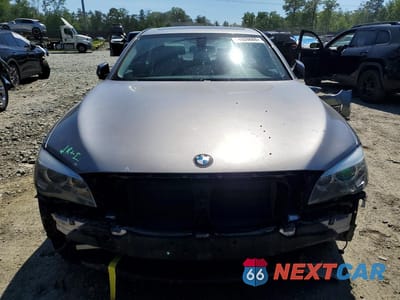 Piąte zdjęcie samochodu w środku: 2014 BMW 740 I VIN:WBAYA6C54ED144335 - miniatura