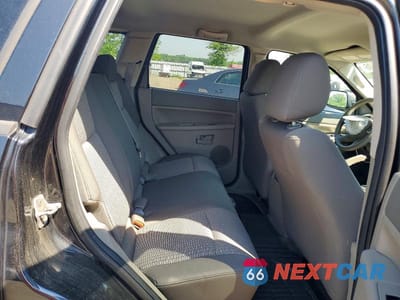 Zdjęcie 11 z 13 samochodu: 2008 JEEP GRAND CHEROKEE LAREDO VIN:1J8GR48K08C238693 - miniatura
