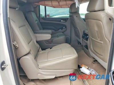 Zdjęcie 11 z 13 samochodu: 2015 CHEVROLET SUBURBAN K1500 LTZ VIN:1GNSKKKC1FR156825 - miniatura