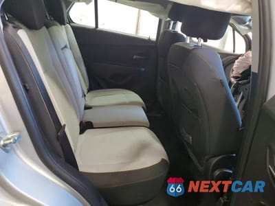 Zdjęcie 11 z 14 samochodu: 2017 CHEVROLET TRAX LS VIN:3GNCJKSB3HL249757 - miniatura