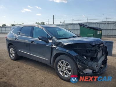 Czwarte zdjęcie samochodu z boku: 2020 BUICK ENCLAVE ESSENCE VIN:5GAEVAKW4LJ284098 - miniatura