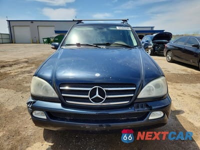 Piąte zdjęcie samochodu w środku: 2003 MERCEDES-BENZ ML 320 VIN:4JGAB54E83A372178 - miniatura