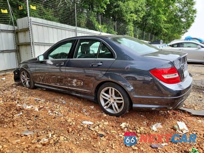 Drugie zdjęcie samochodu z przodu: 2013 MERCEDES-BENZ C 250 VIN:WDDGF4HB2DR275080 - miniatura