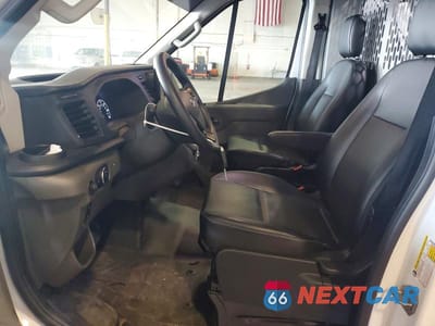 Zdjęcie 7 z 13 samochodu: 2025 FORD TRANSIT T-250 VIN:1FTBR1C86SKA31198 - miniatura