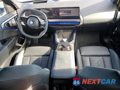 Zdjęcie 8 z 13 samochodu: 2025 BMW X3 30 XDRIVE VIN:5UX53GP09S9001687 - miniatura