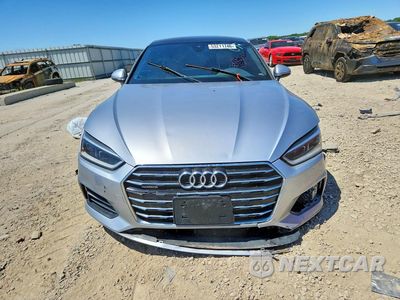 Piąte zdjęcie samochodu w środku: 2019 AUDI A5 PREMIUM VIN:WAUANCF56KA054472 - miniatura