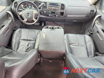 Zdjęcie 8 z 13 samochodu: 2011 GMC SIERRA K1500 SLE VIN:3GTP2VE33BG280519 - miniatura