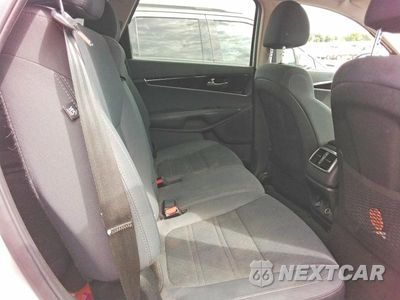 Zdjęcie 11 z 13 samochodu: 2019 KIA SORENTO LX V6 VIN:5XYPG4A55KG489388 - miniatura