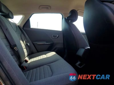 Zdjęcie 10 z 12 samochodu: 2025 KIA K4 EX VIN:3KPFU4DE2SE081699 - miniatura