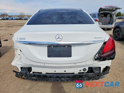 Zdjęcie 6 z 13 samochodu: 2019 MERCEDES-BENZ C 300 4MATIC VIN:55SWF8EB1KU287465 - miniatura