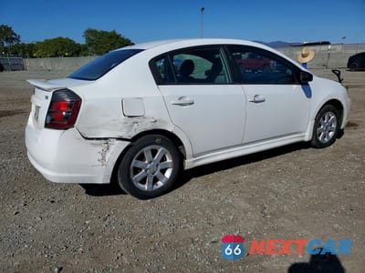 Trzecie zdjęcie samochodu z tyłu: 2012 NISSAN SENTRA 2.0 VIN:3N1AB6AP8CL745134 - miniatura