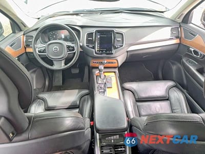 Zdjęcie 9 z 12 samochodu: 2016 VOLVO XC90 T6 VIN:YV4A22PL1G1059389 - miniatura