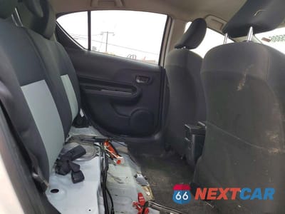 Zdjęcie 10 z 12 samochodu: 2015 TOYOTA PRIUS C TWO VIN:JTDKDTB35F1583173 - miniatura