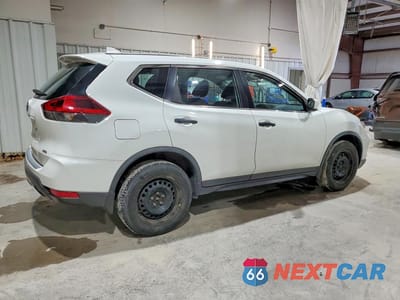 Trzecie zdjęcie samochodu z tyłu: 2018 NISSAN ROGUE S VIN:KNMAT2MV6JP540409 - miniatura
