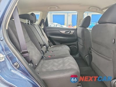 Zdjęcie 11 z 14 samochodu: 2016 NISSAN ROGUE S VIN:KNMAT2MV7GP647574 - miniatura